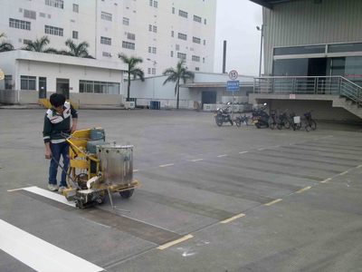 工廠道路劃線|工廠交通設(shè)施施工案例|交通標(biāo)牌安裝|限速牌|禁止通行